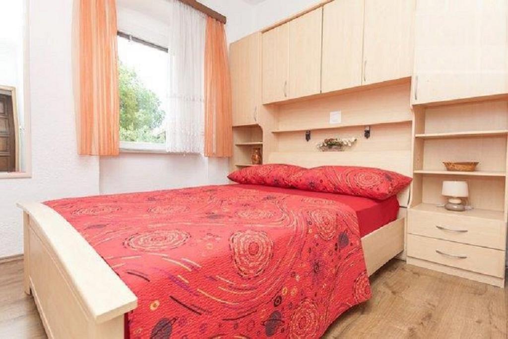 Apartments And Rooms Misic Trogir Chambre photo